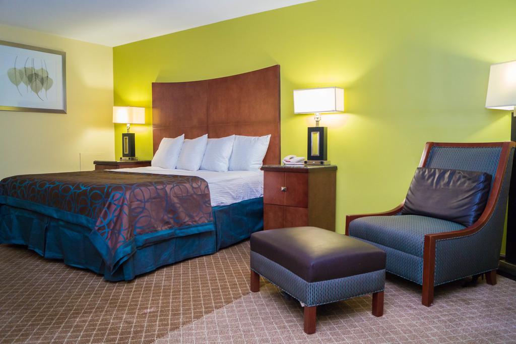 Sullivan Trail Inn & Suites Pocono Lake Exterior photo